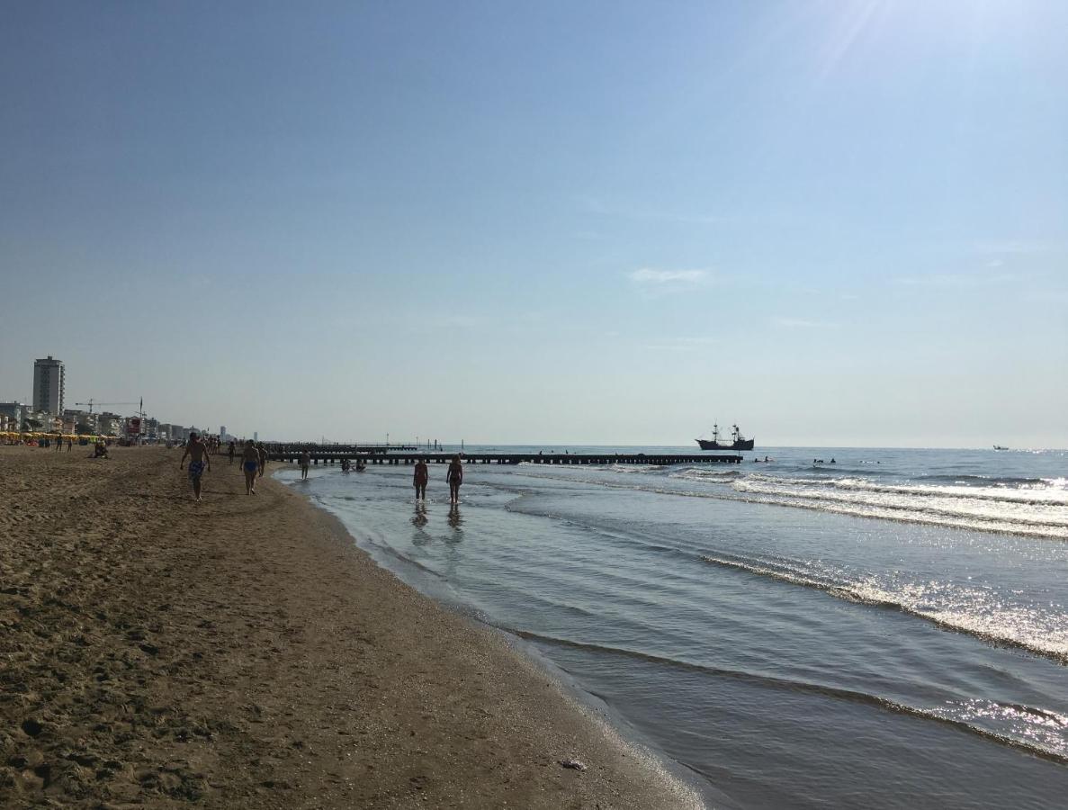 Zzznon Attivo Ex Dl5 E Dl6 Appartement Lido di Jesolo Buitenkant foto